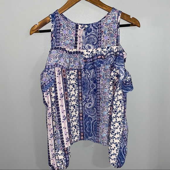 Flower Patterned Blouse - Picture 4 of 5